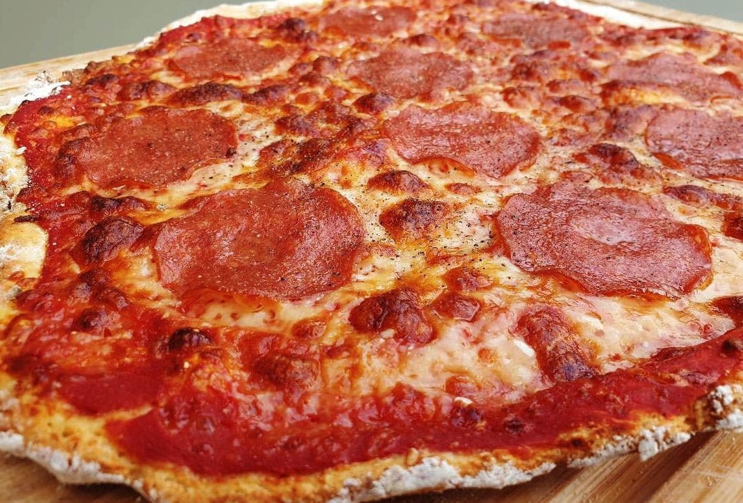 beste glutenvrije pizza salami zelf maken zonder gluten deeg recept