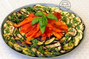 gegrilde groente van de big green egg bbq recept courgette aubergine paprika mr and ms in the kitchen